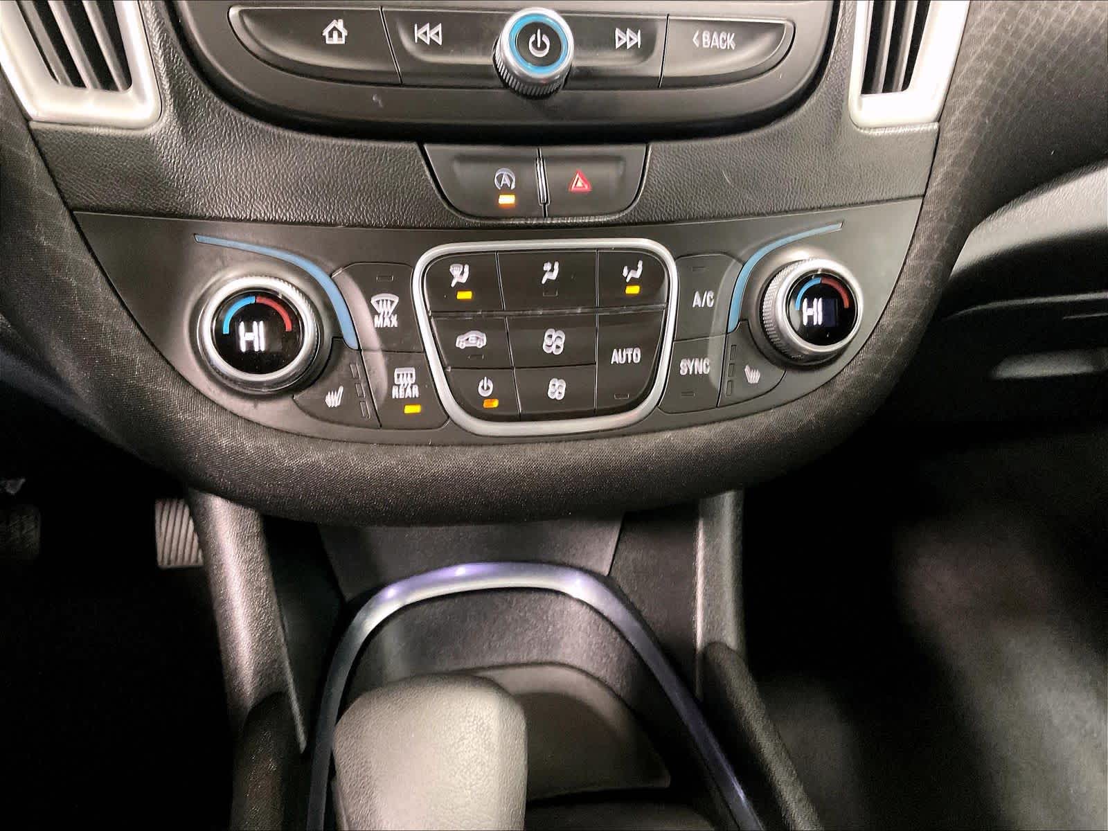 2024 Chevrolet Malibu LT - Photo 25