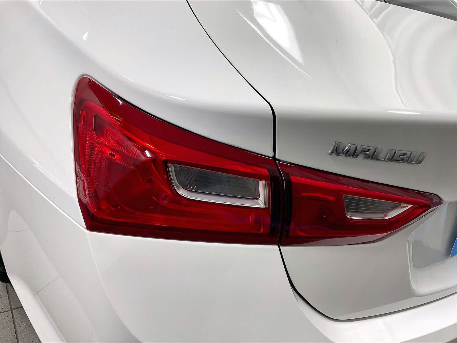 2024 Chevrolet Malibu LT - Photo 32