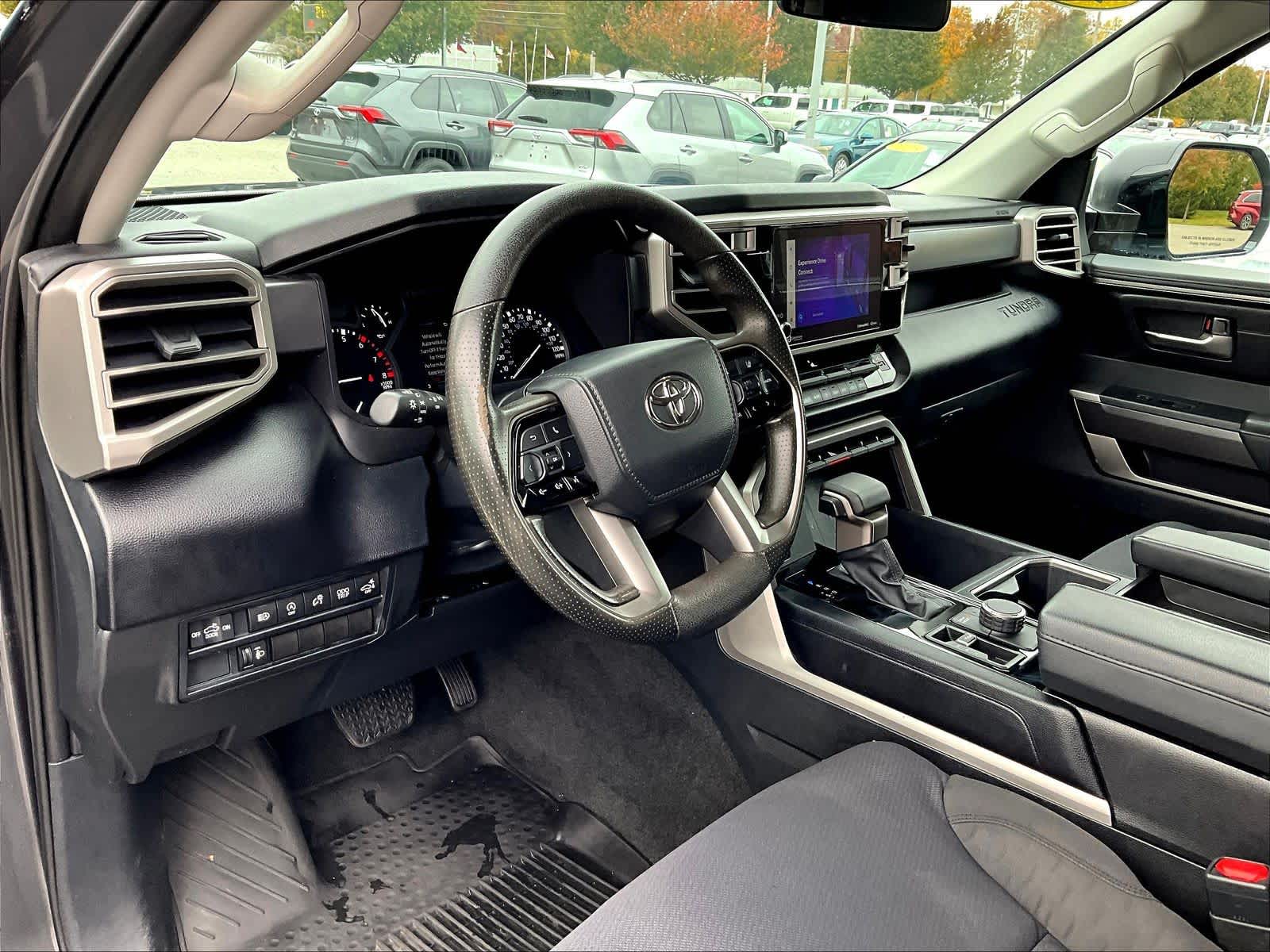 2022 Toyota Tundra SR5 - Photo 8