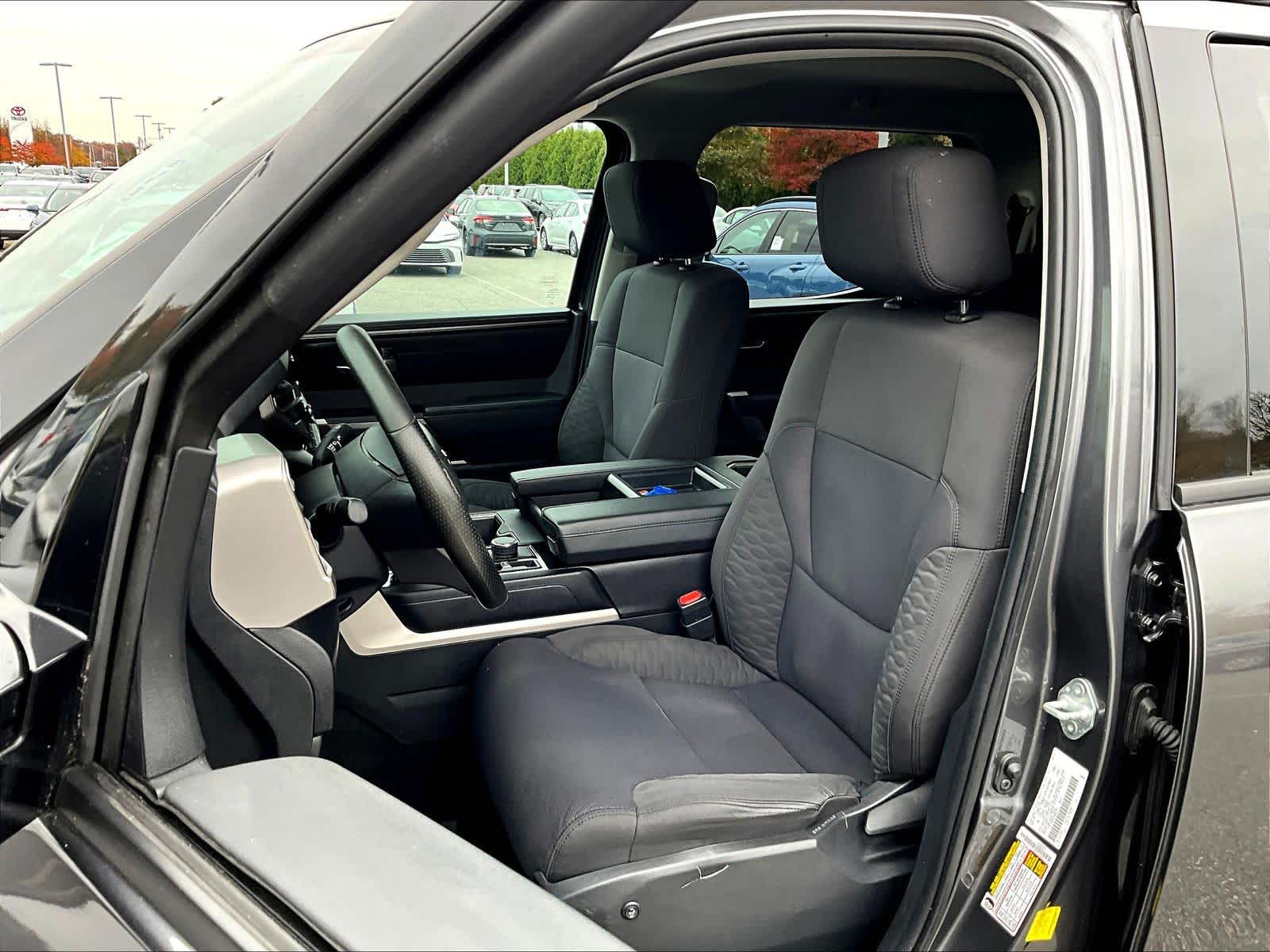 2022 Toyota Tundra SR5 - Photo 10