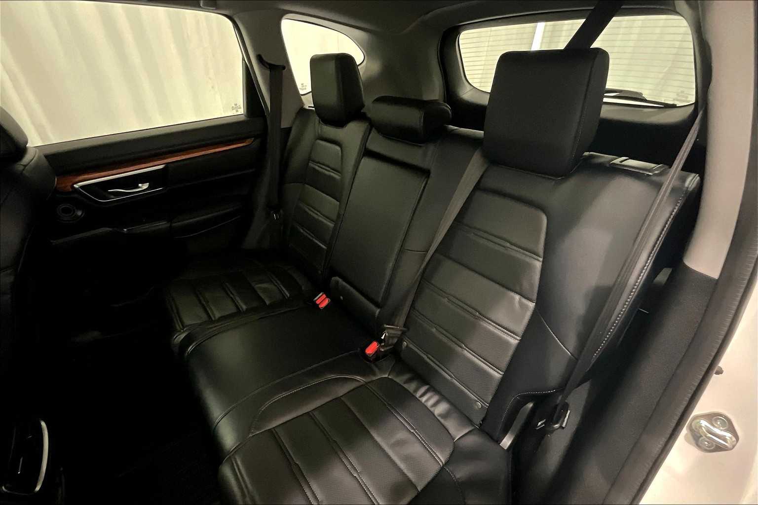 2018 Honda CR-V Touring - Photo 15