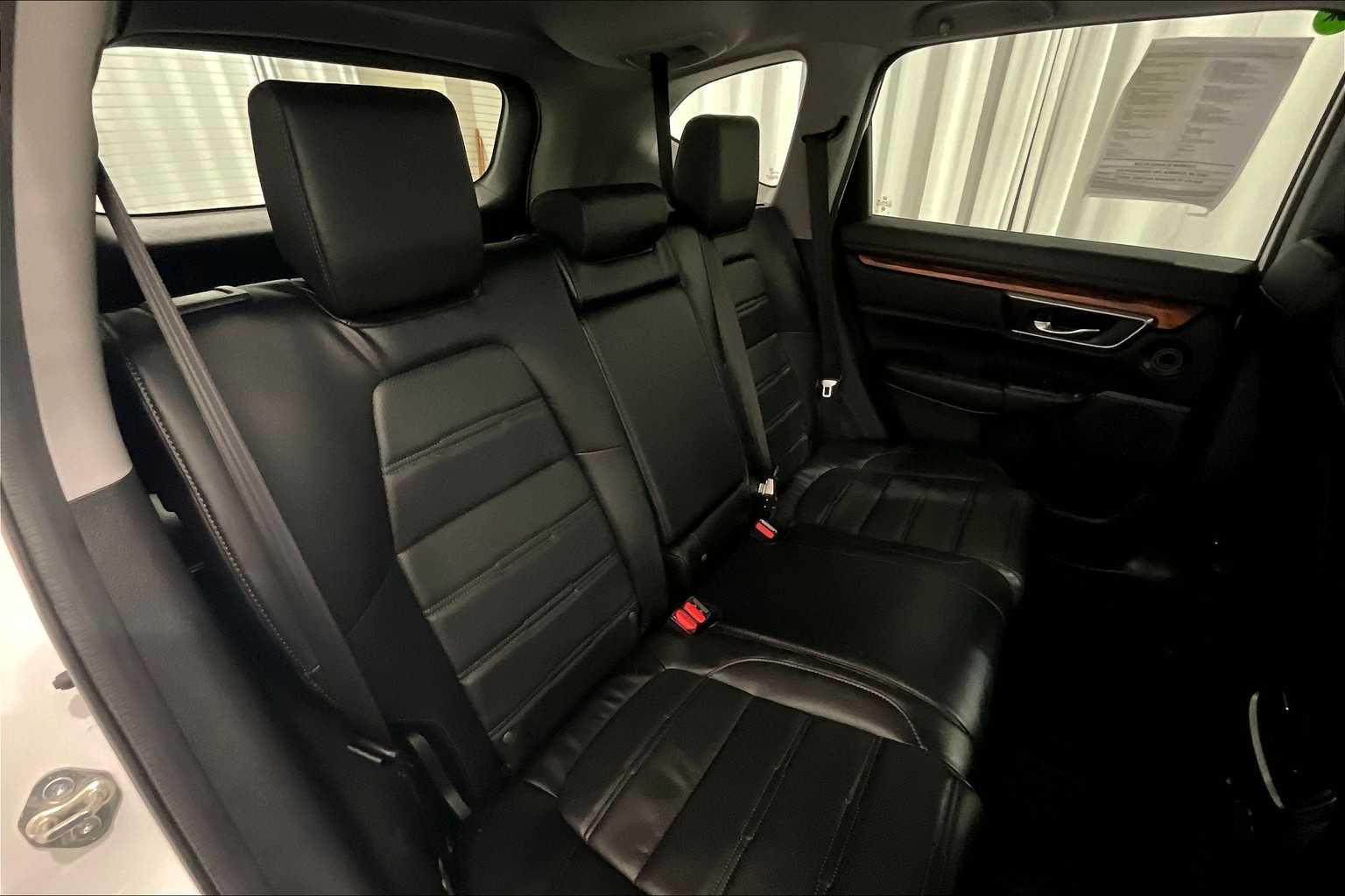 2018 Honda CR-V Touring - Photo 16
