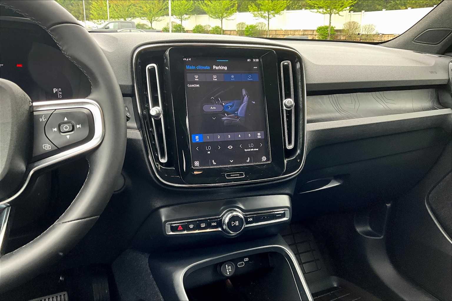 2023 Volvo XC40 Recharge Pure Electric Plus - Photo 18