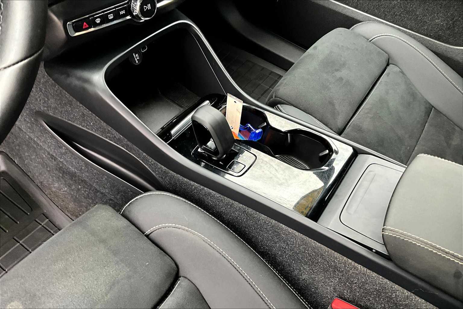 2023 Volvo XC40 Recharge Pure Electric Plus - Photo 20