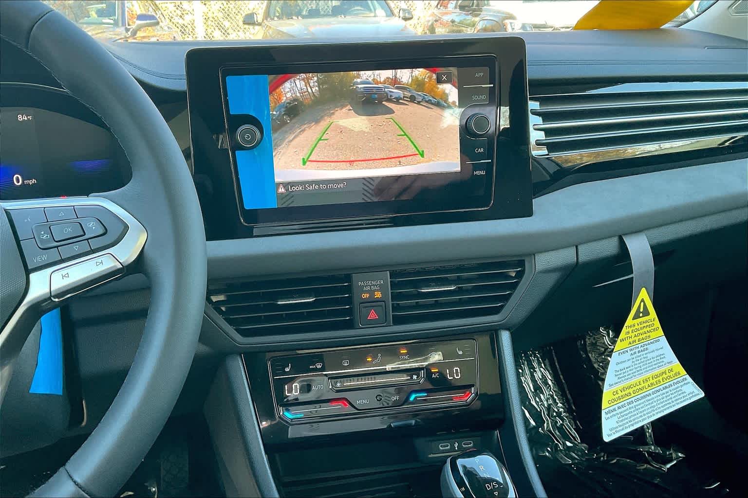 2025 Volkswagen Jetta SE - Photo 13