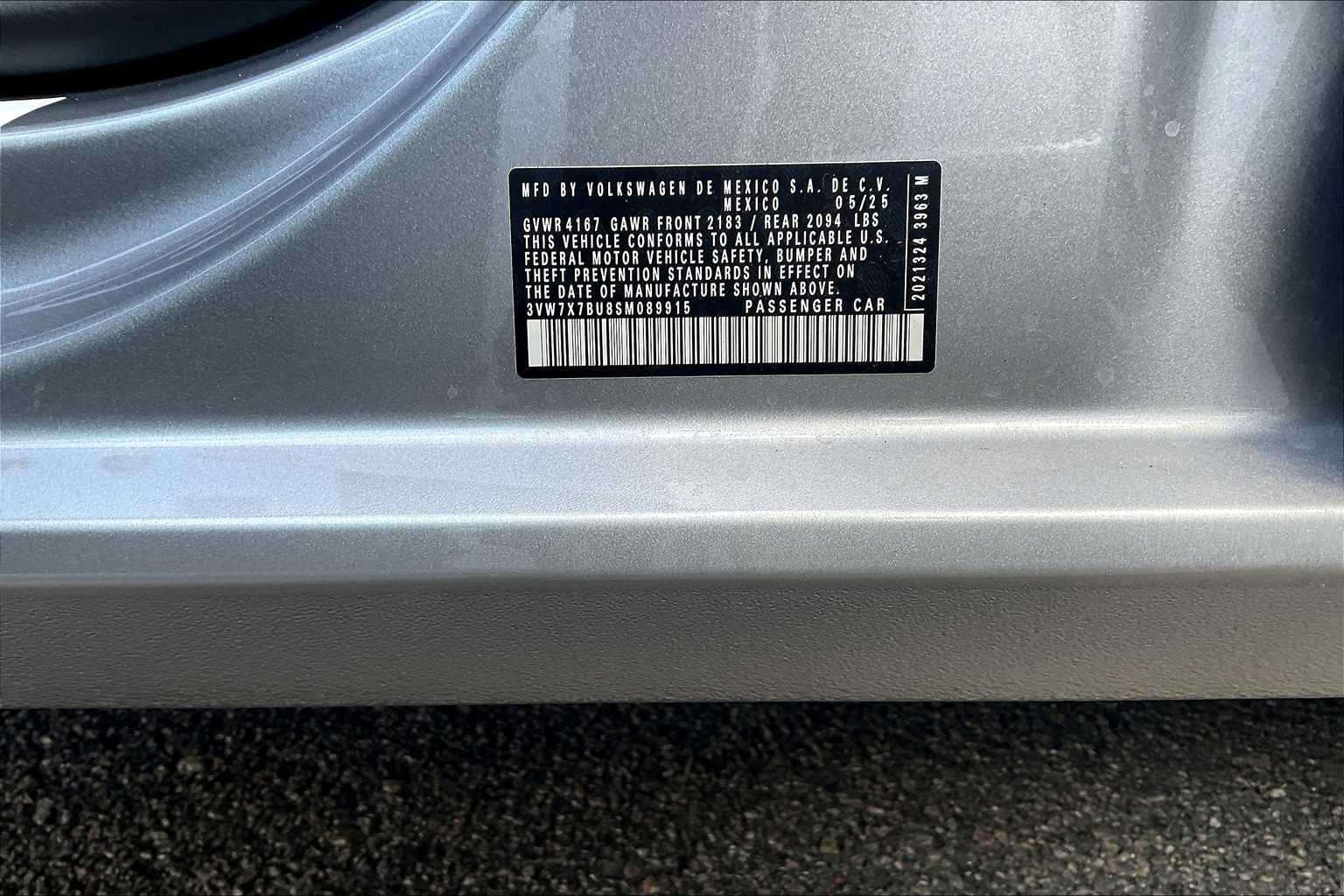 2025 Volkswagen Jetta SE - Photo 18