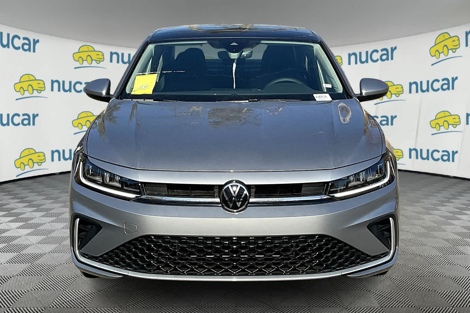 2025 Volkswagen Jetta SE - Photo 3