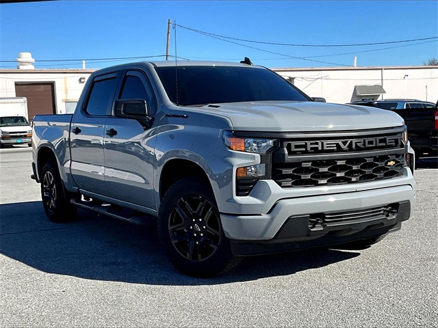2024 Chevrolet Silverado 1500 Custom