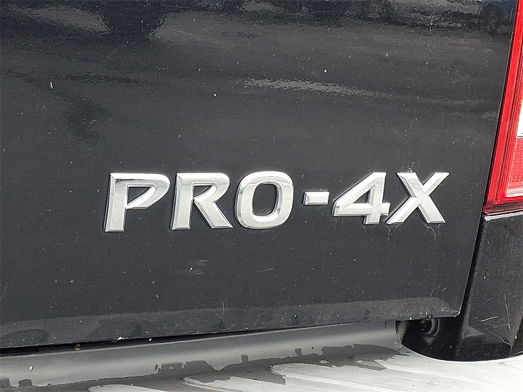 2018 Nissan Frontier PRO-4X - Photo 9