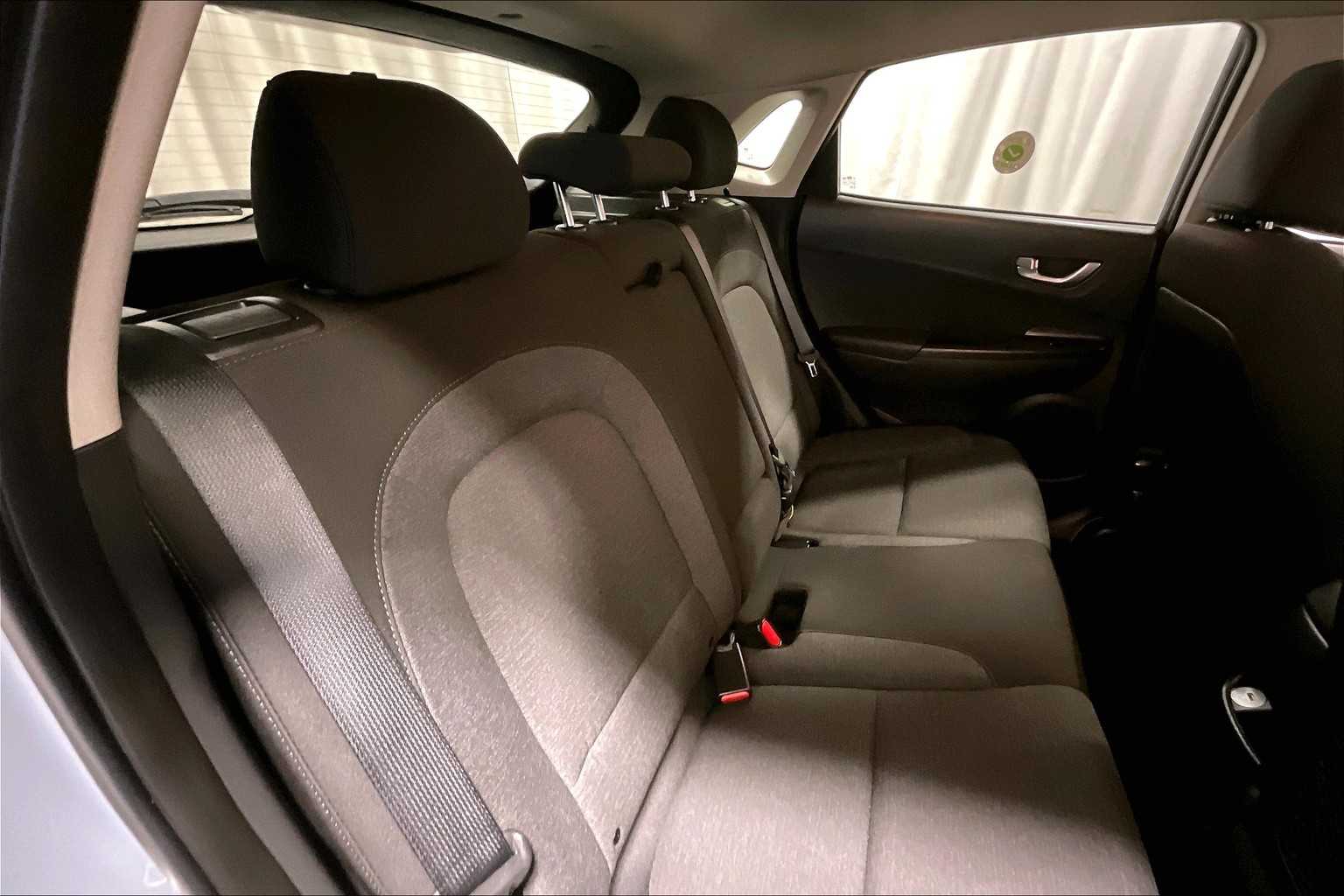 2023 Hyundai Kona Electric SE - Photo 16
