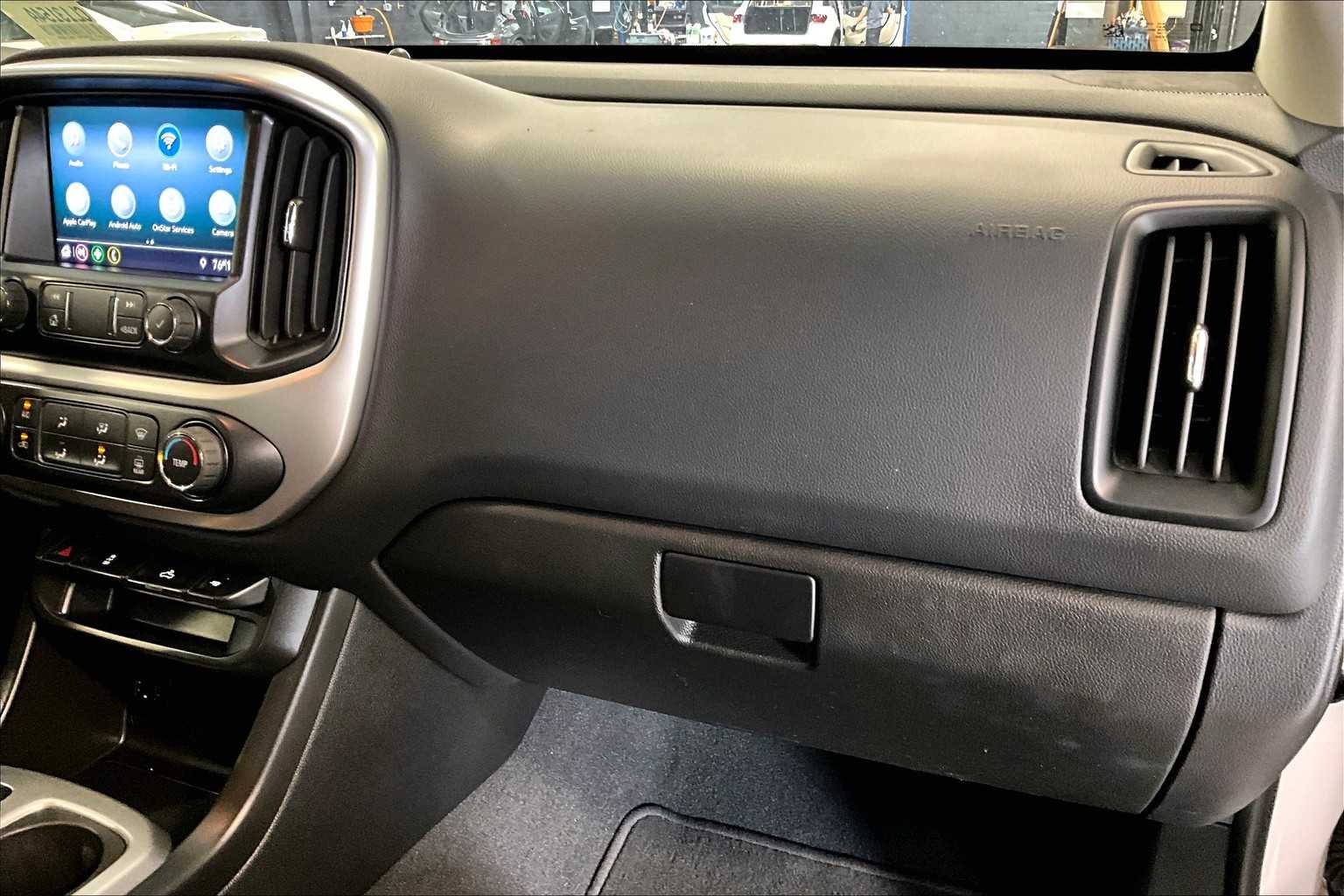2021 Chevrolet Colorado 4WD LT - Photo 13