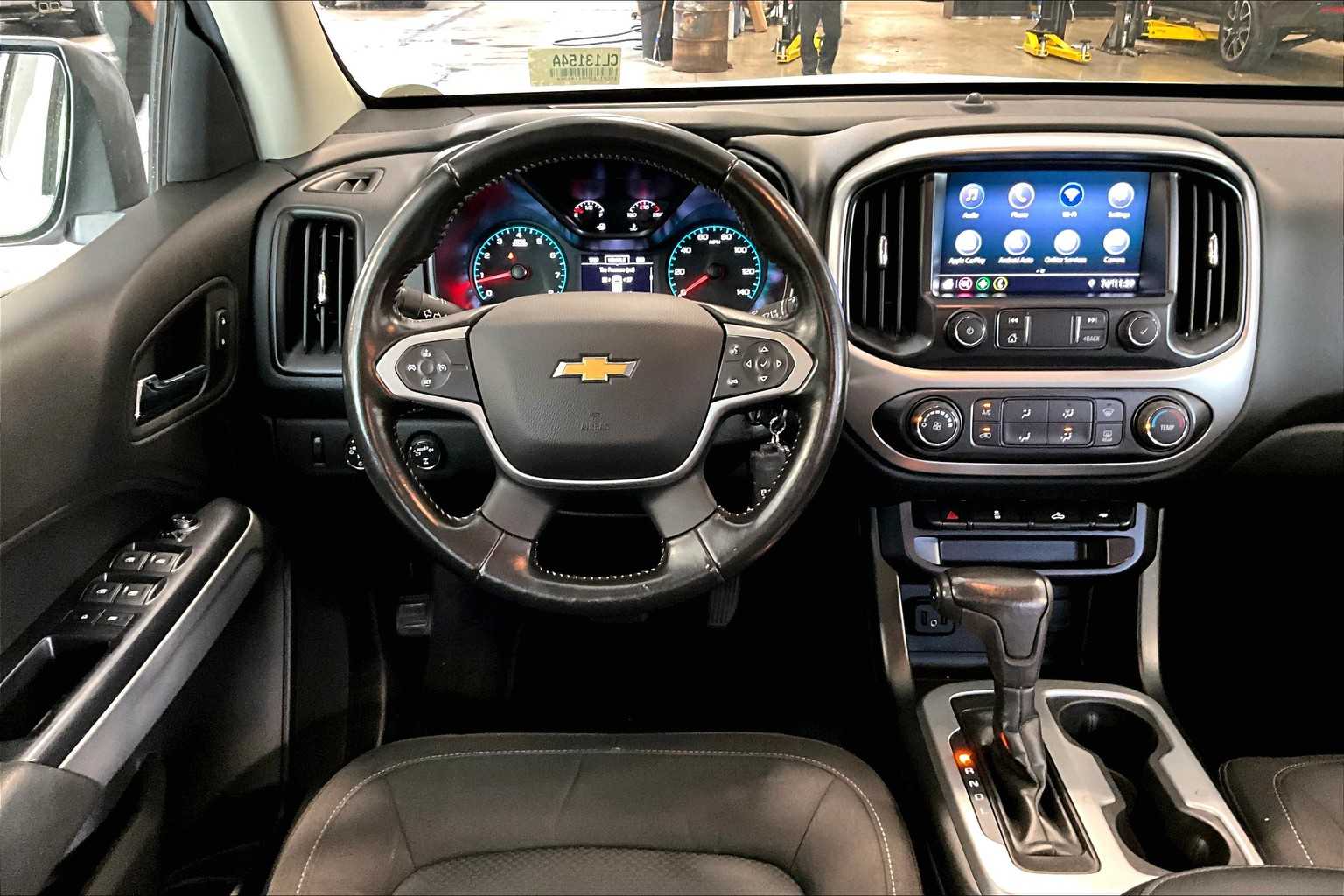 2021 Chevrolet Colorado 4WD LT - Photo 17