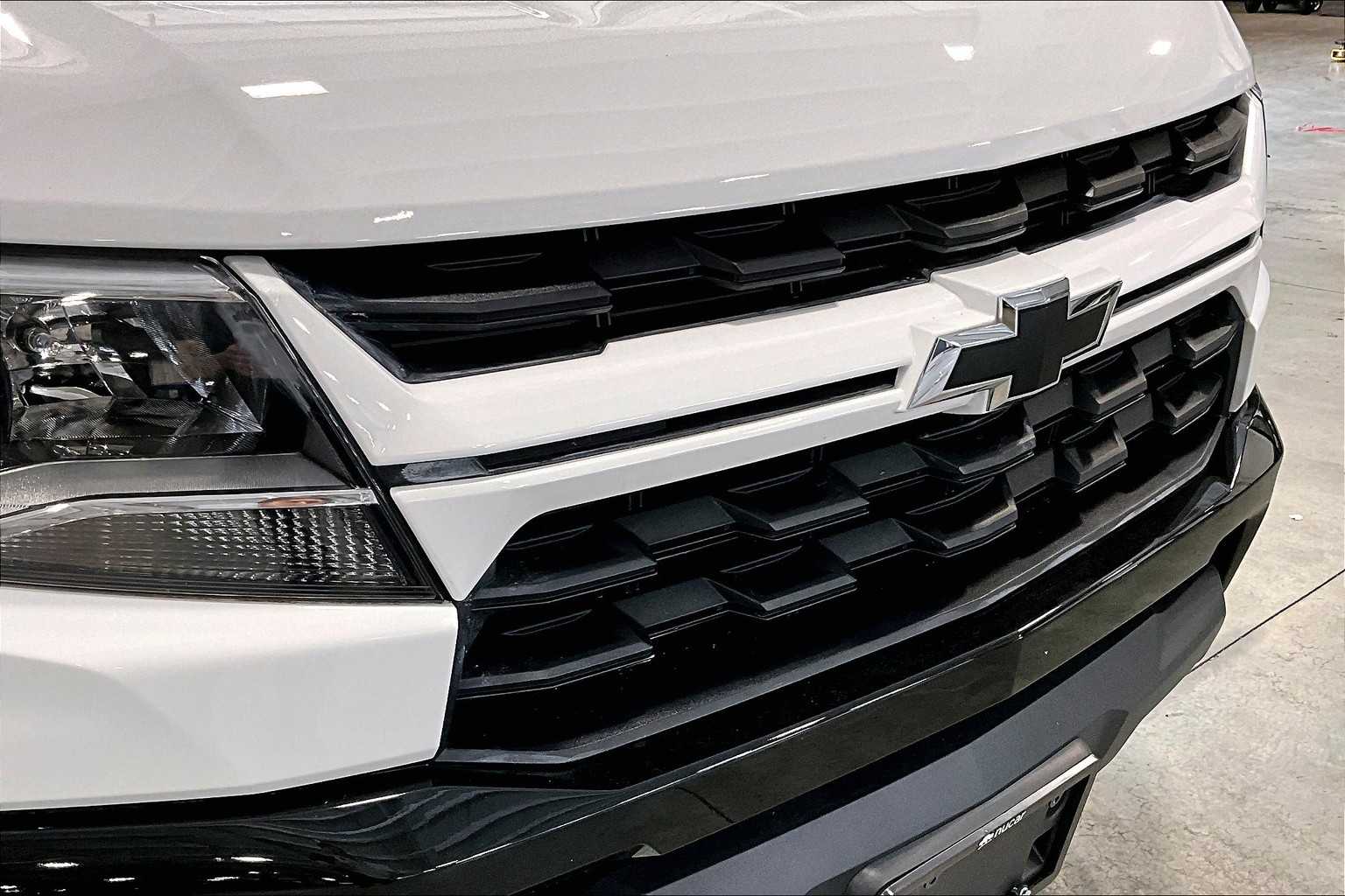 2021 Chevrolet Colorado 4WD LT - Photo 33