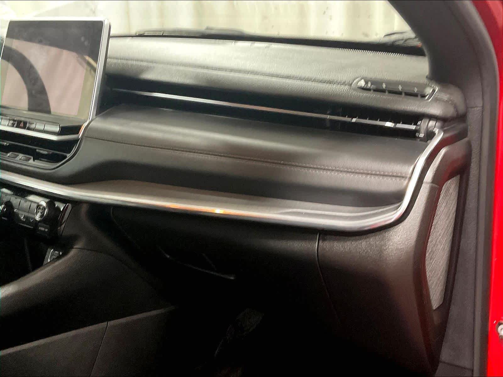 2023 Jeep Compass (RED) Edition - Photo 13