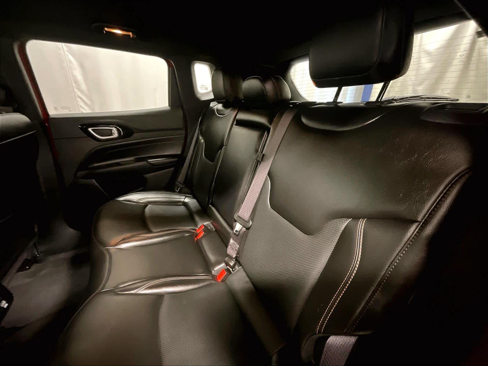 2023 Jeep Compass (RED) Edition - Photo 15