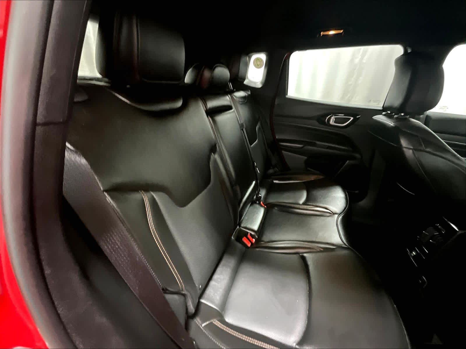 2023 Jeep Compass (RED) Edition - Photo 16