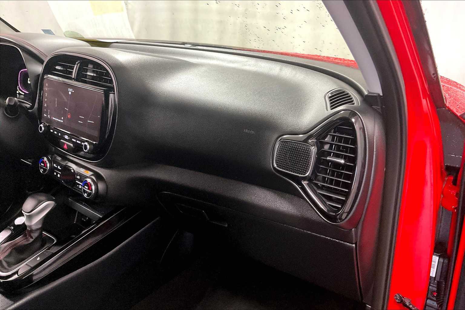 2023 Kia Soul GT-Line - Photo 13