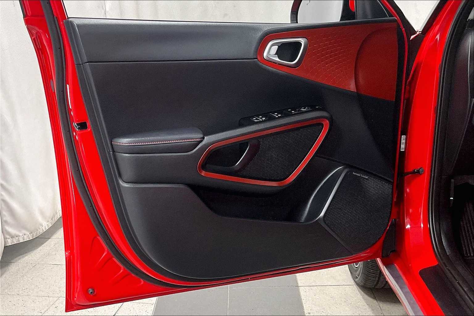 2023 Kia Soul GT-Line - Photo 9