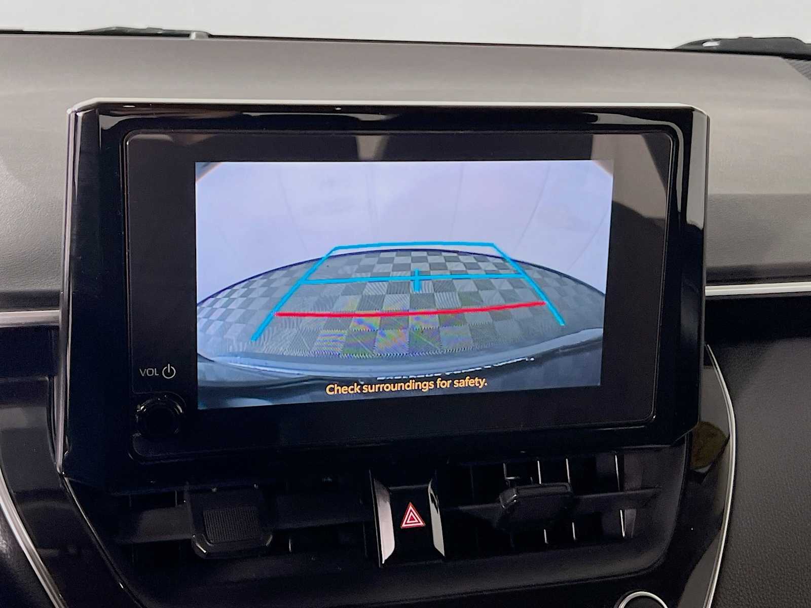 2024 Toyota Corolla LE - Photo 13