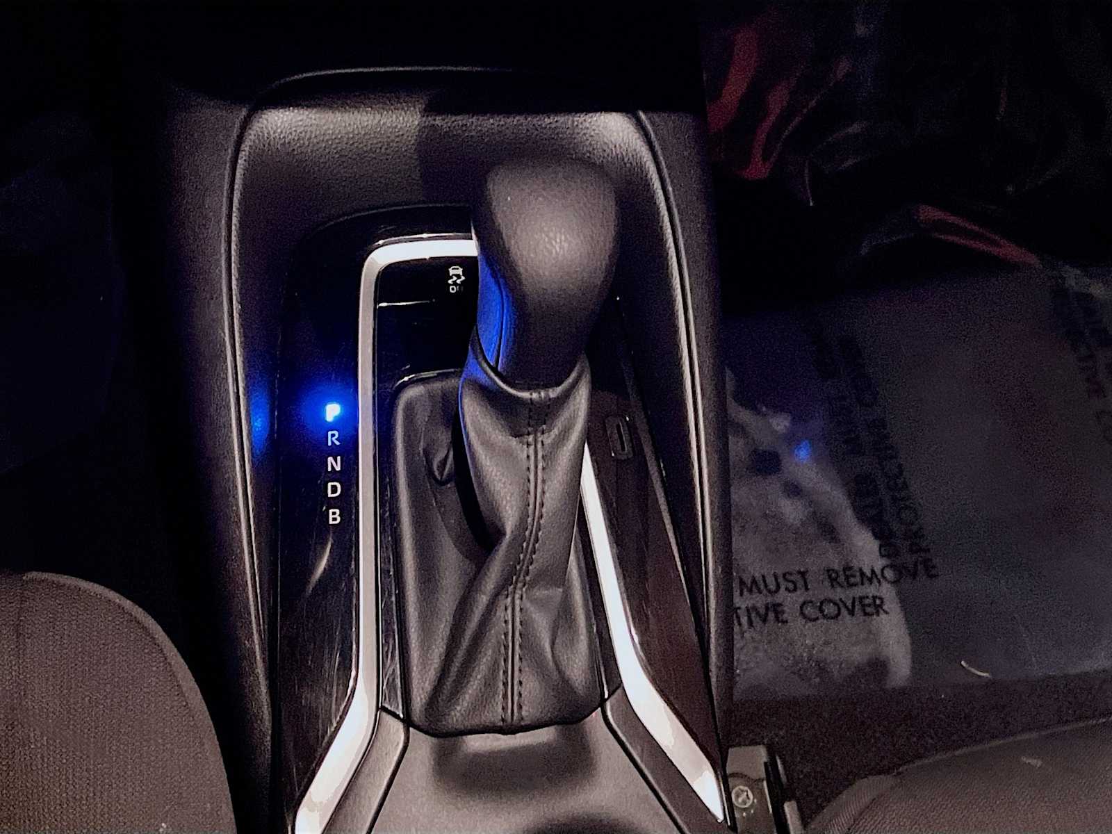 2024 Toyota Corolla LE - Photo 16