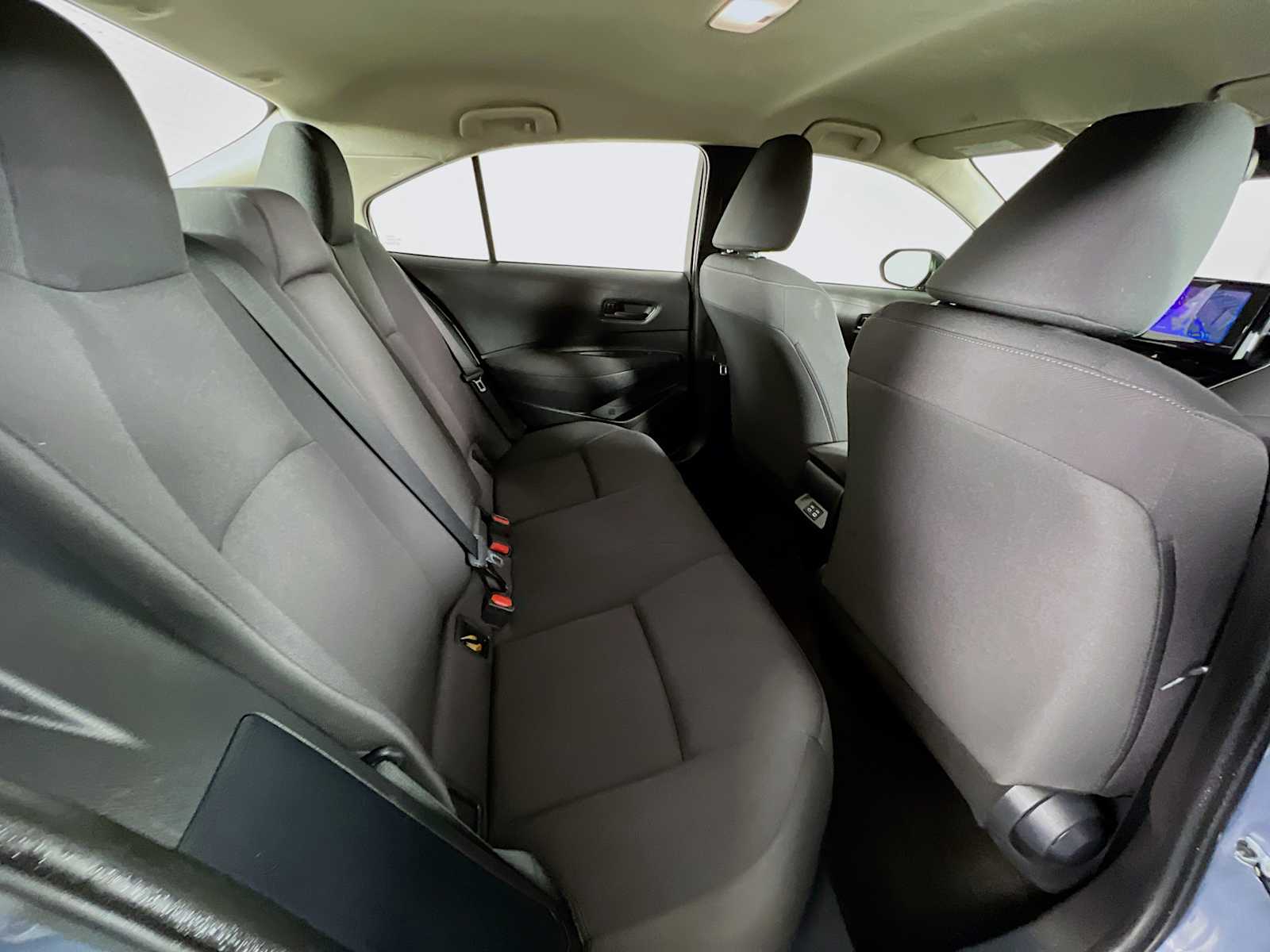 2024 Toyota Corolla LE - Photo 25