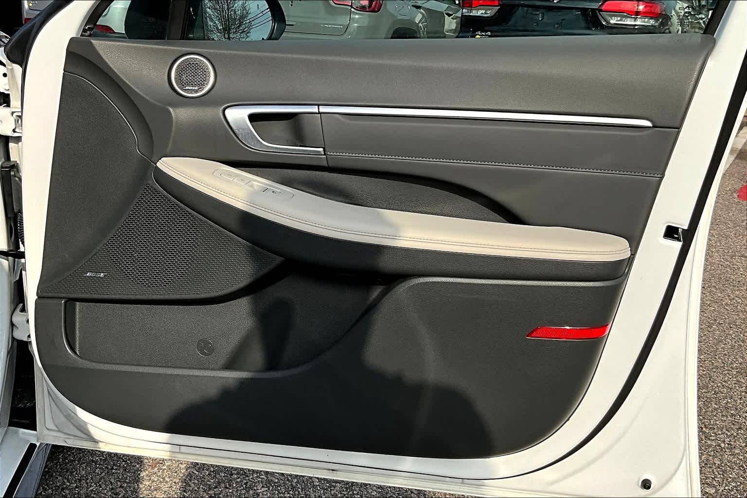 2022 Hyundai Sonata Limited - Photo 12