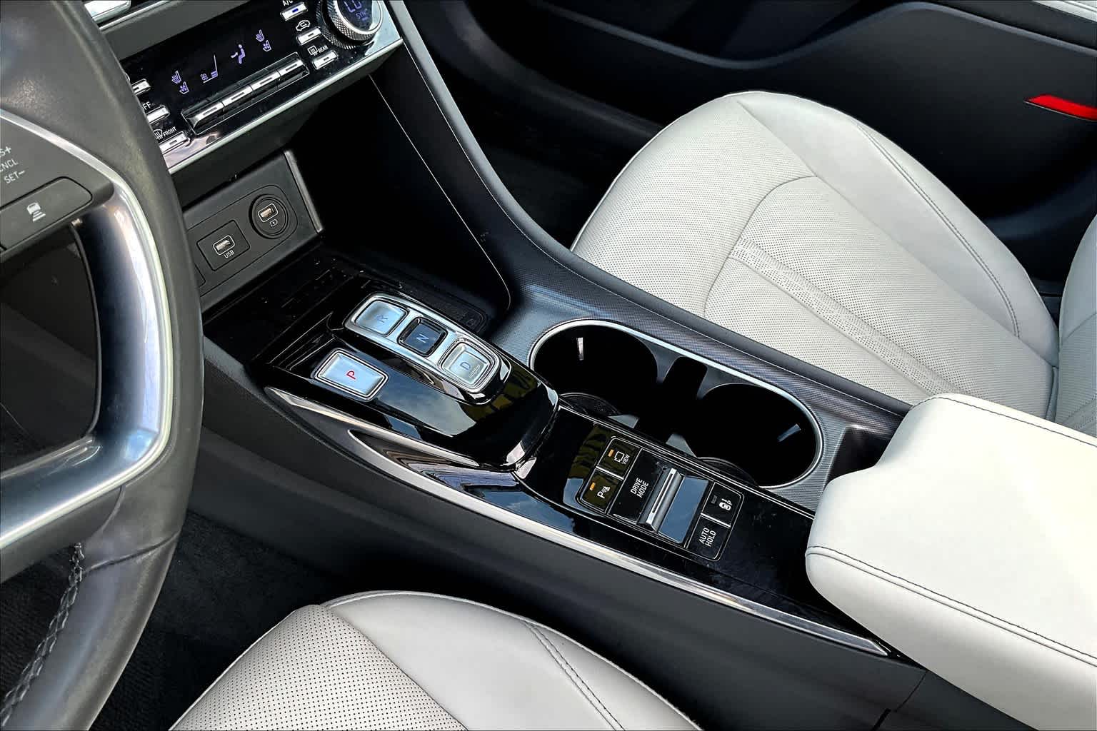2022 Hyundai Sonata Limited - Photo 20