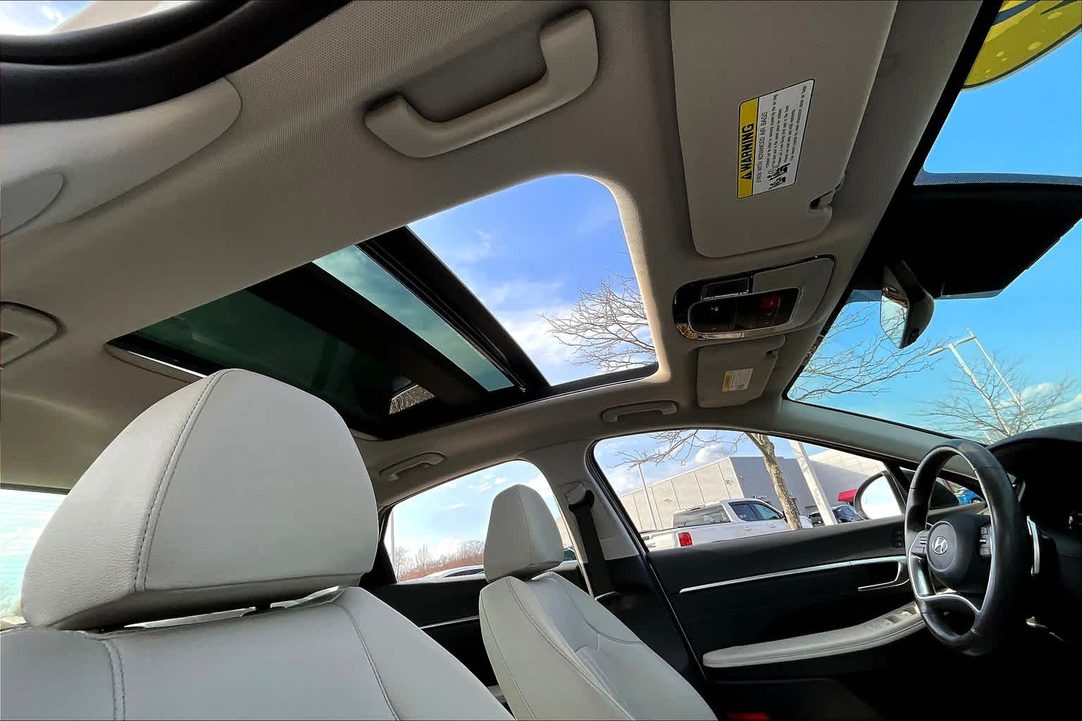 2022 Hyundai Sonata Limited - Photo 22