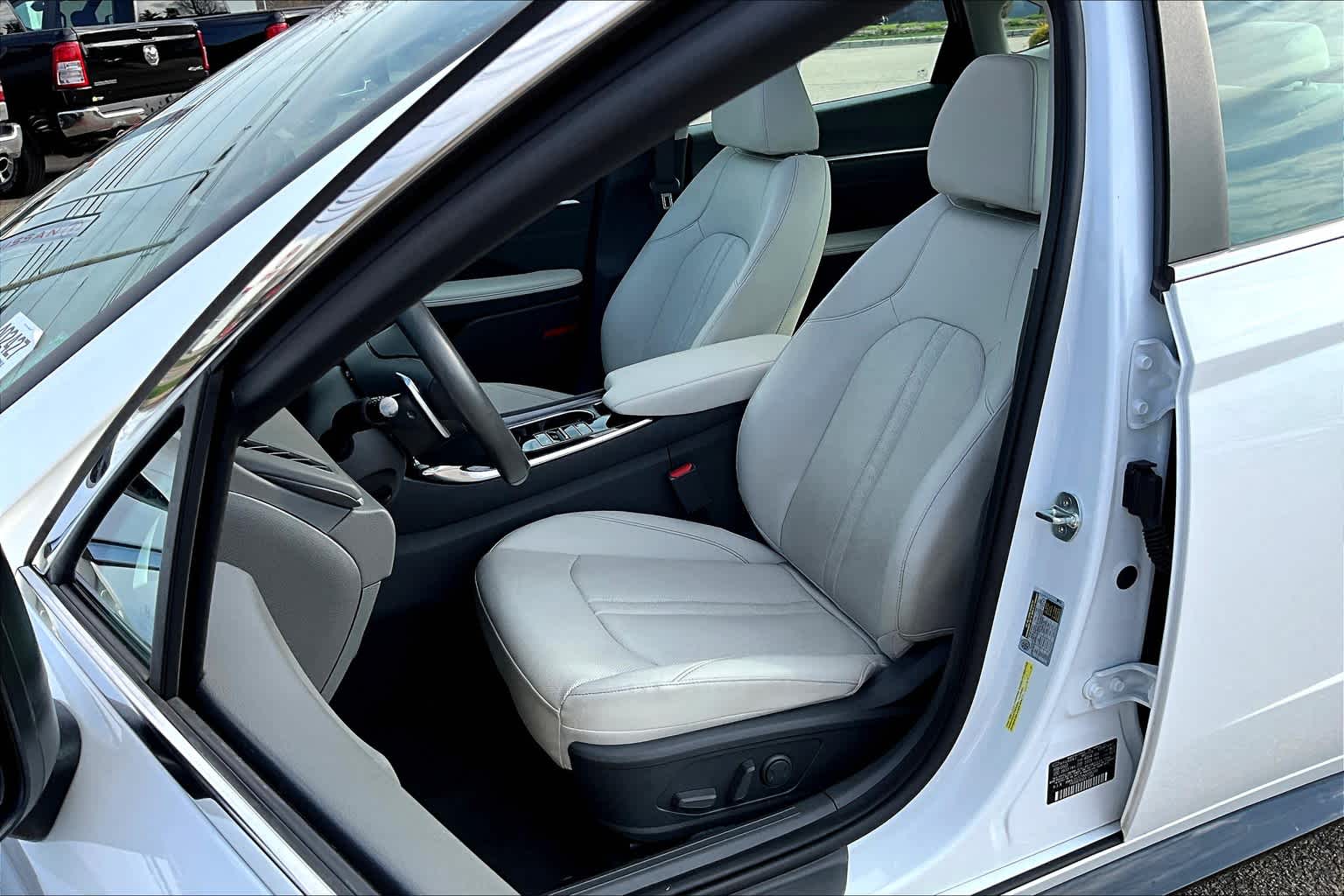 2022 Hyundai Sonata Limited - Photo 10