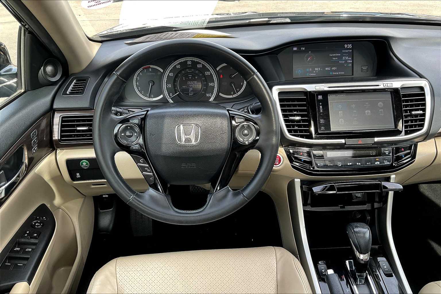 2017 Honda Accord EX-L - Photo 17
