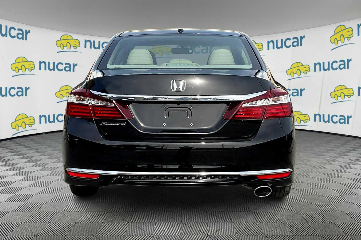 2017 Honda Accord EX-L - Photo 5
