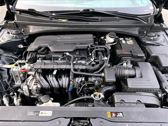 2024 Hyundai Elantra SE - Photo 10