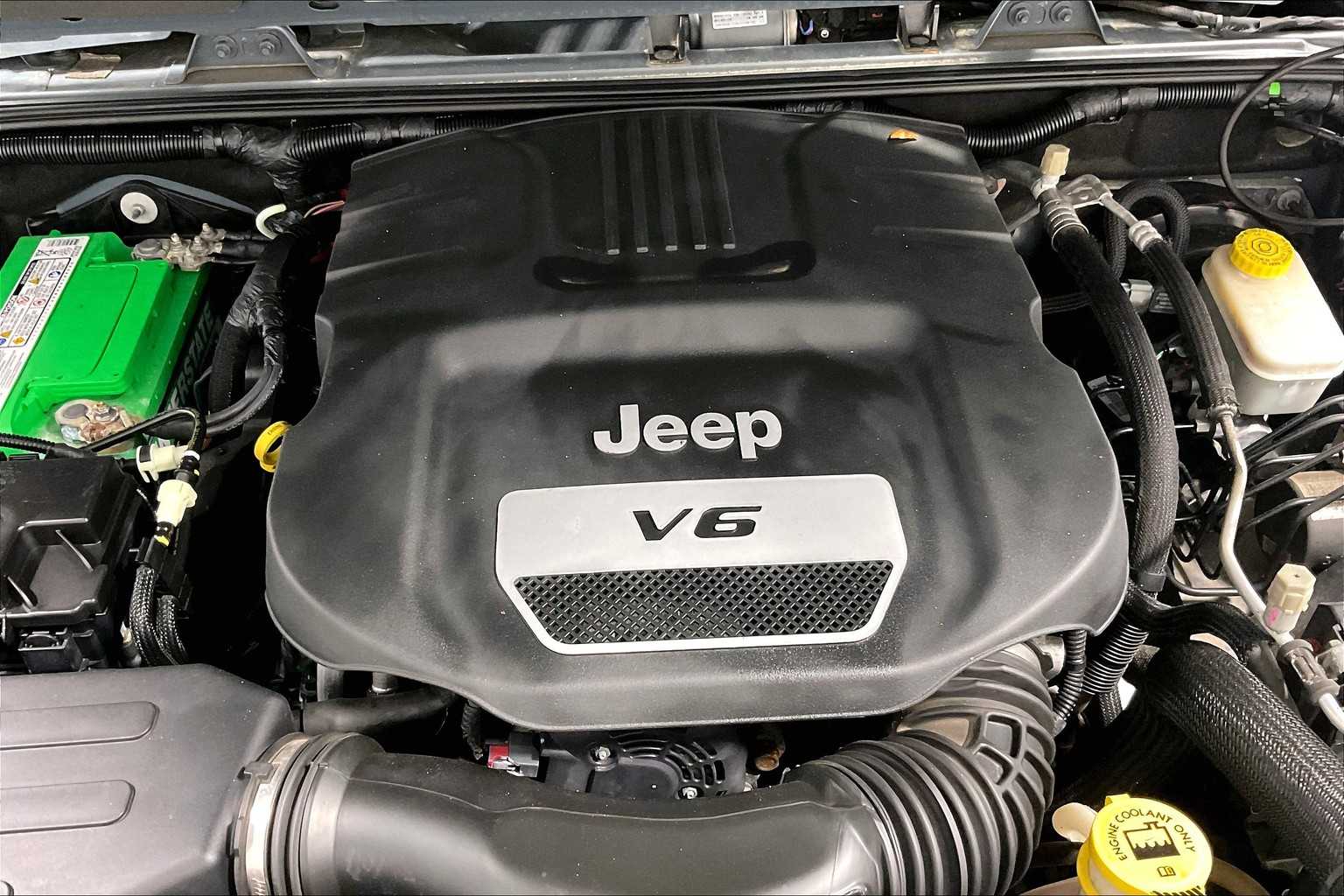 2015 Jeep Wrangler Unlimited Sahara - Photo 34