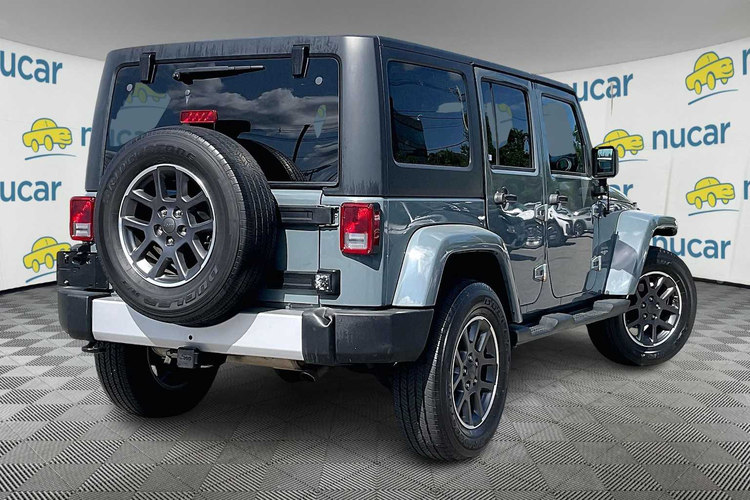 2015 Jeep Wrangler Unlimited Sahara - Photo 6