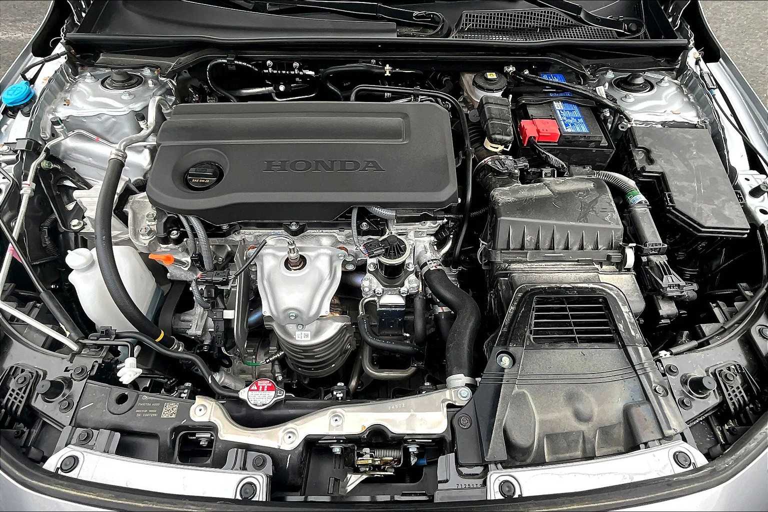 2025 Honda Civic Hatchback Sport - Photo 16