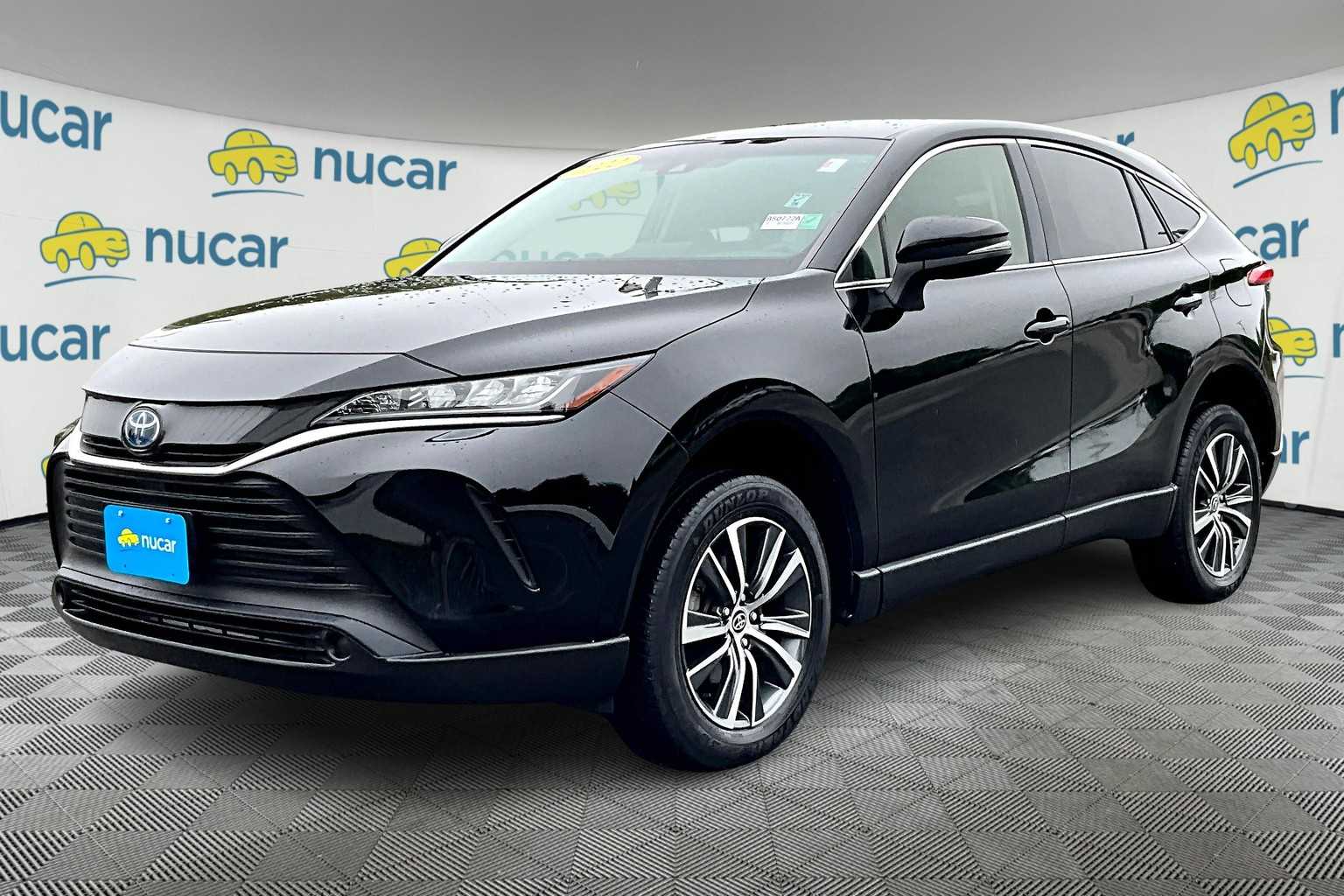 2022 Toyota Venza LE - Photo 3