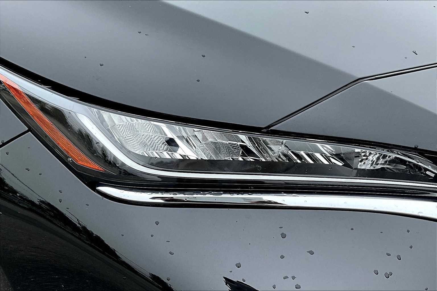 2022 Toyota Venza LE - Photo 33