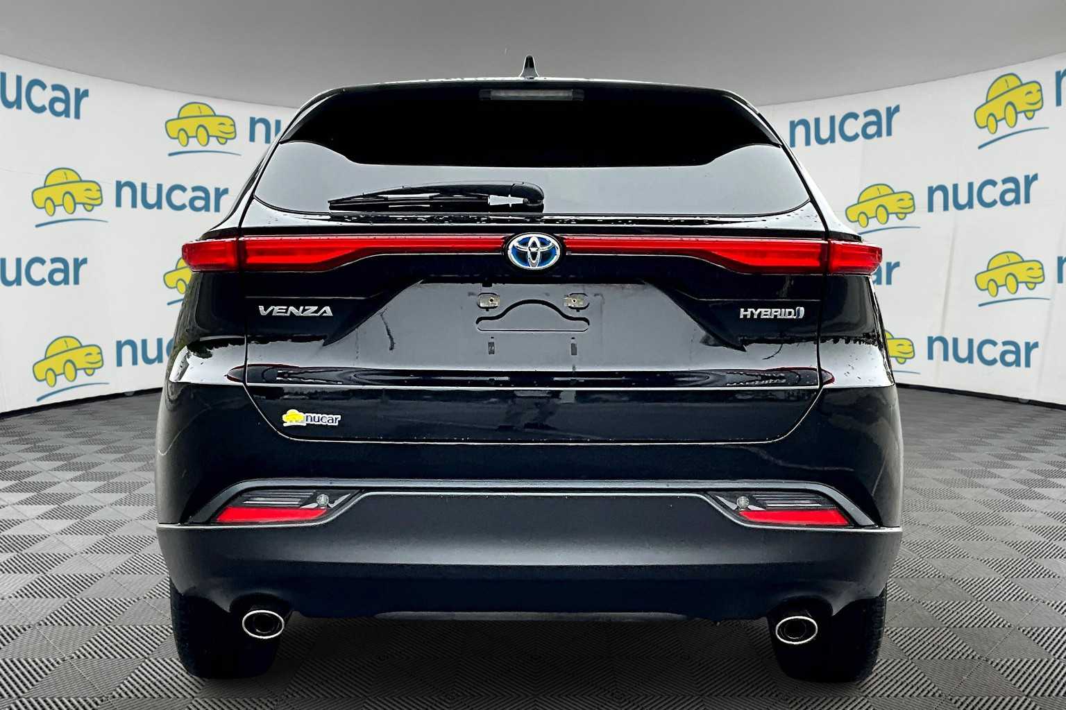 2022 Toyota Venza LE - Photo 5