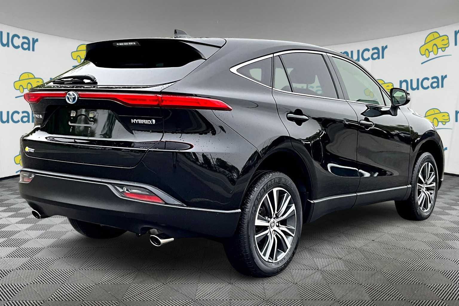 2022 Toyota Venza LE - Photo 6