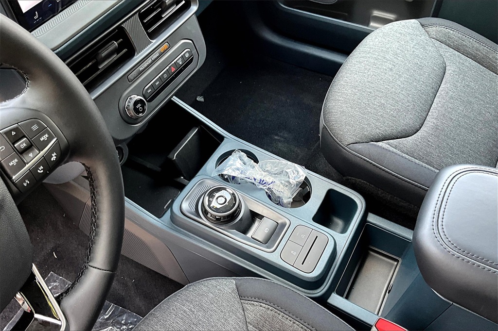 2025 Ford Maverick XLT - Photo 8