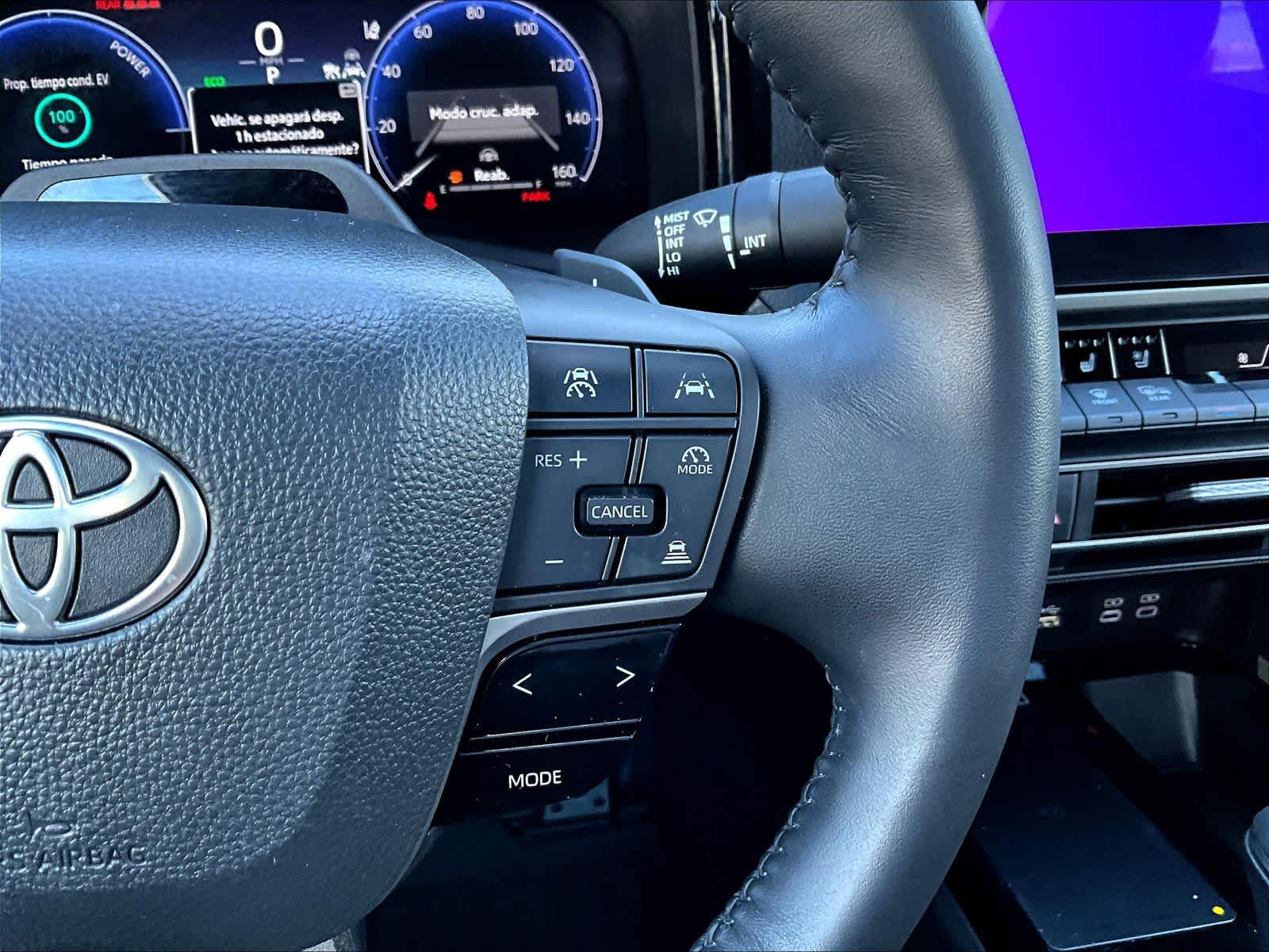 2025 Toyota Camry XSE - Photo 24