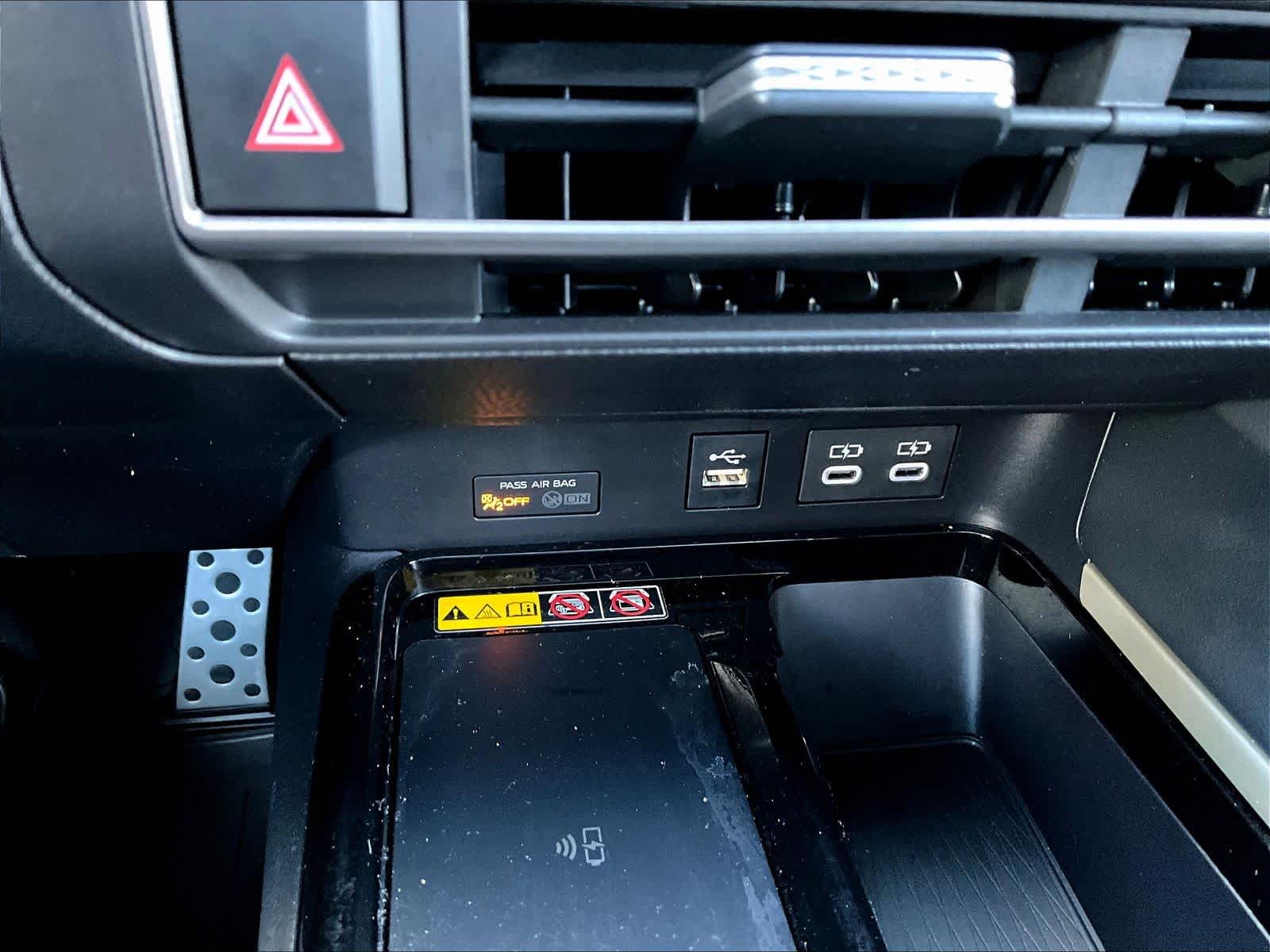 2025 Toyota Camry XSE - Photo 26