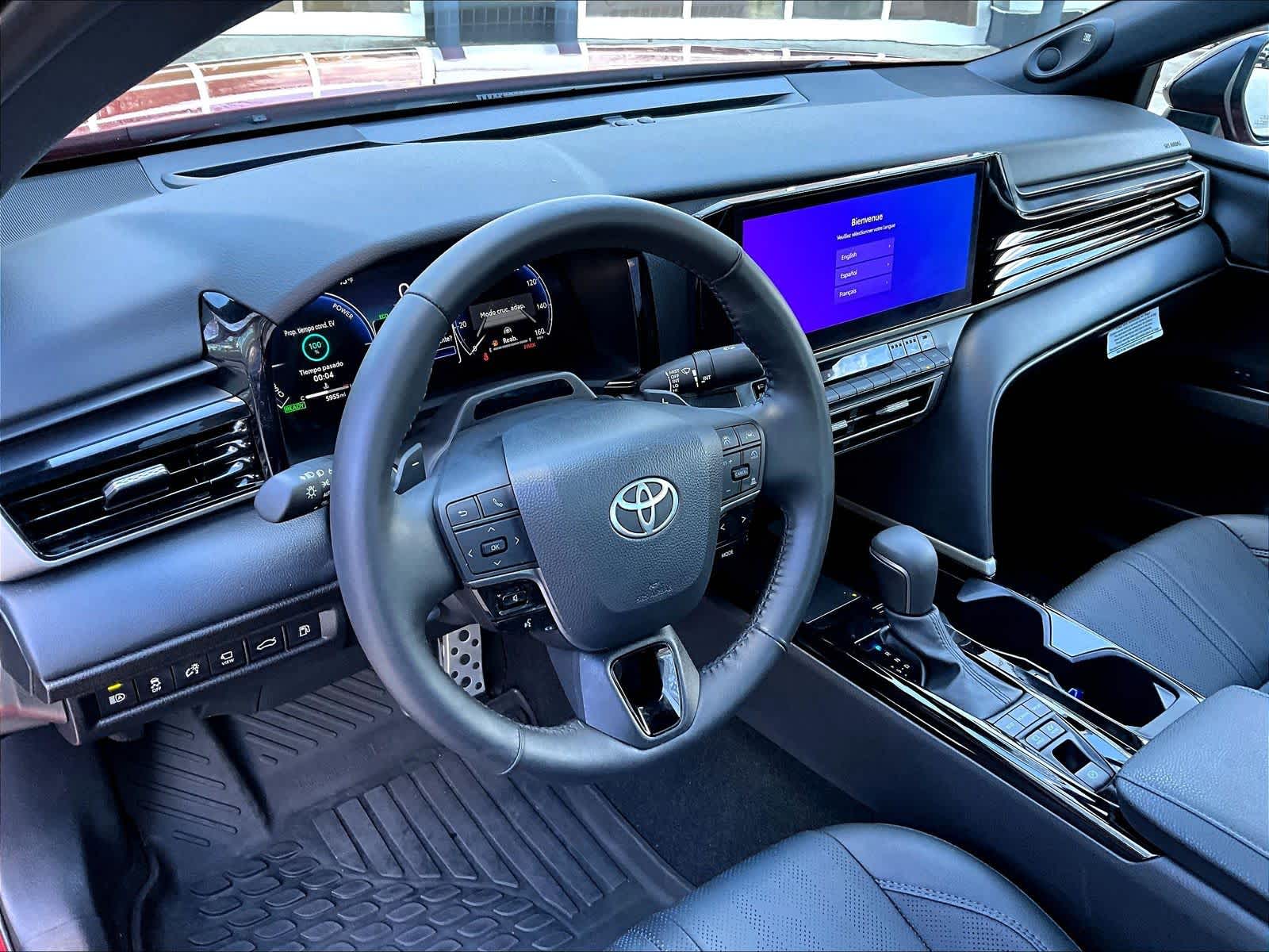 2025 Toyota Camry XSE - Photo 8