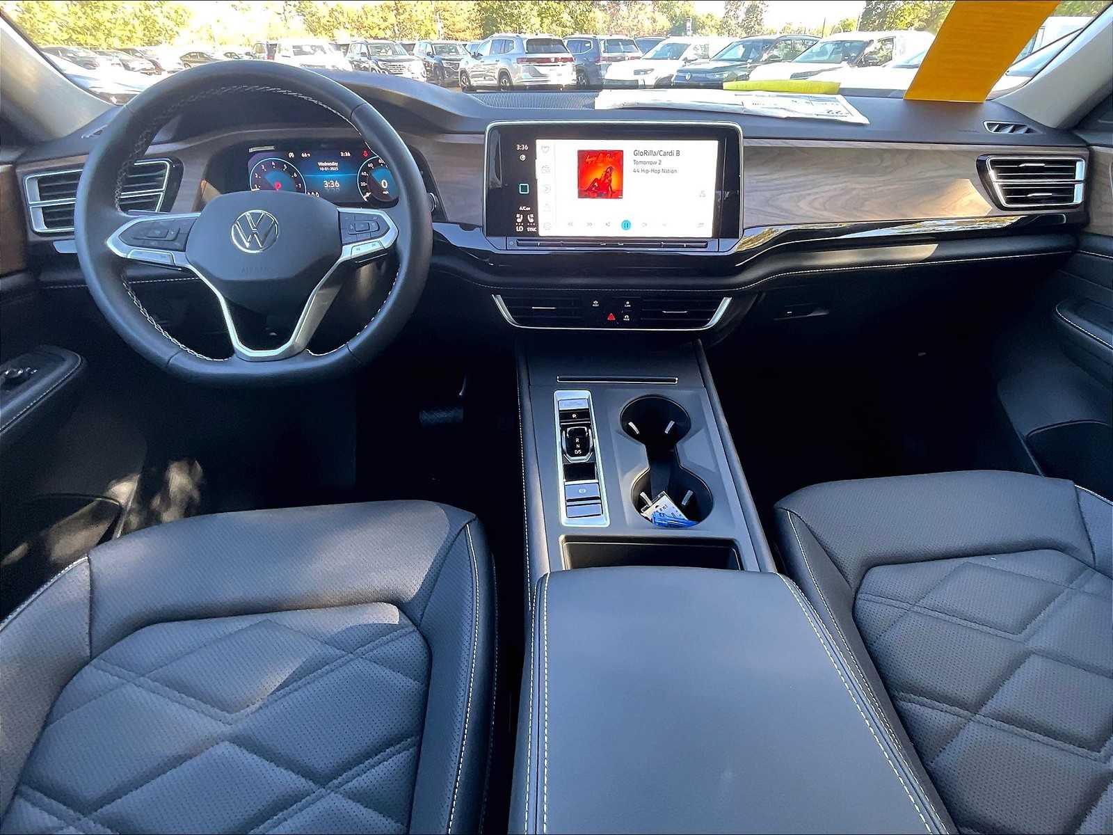 2026 Volkswagen Atlas 2.0T SE - Photo 12