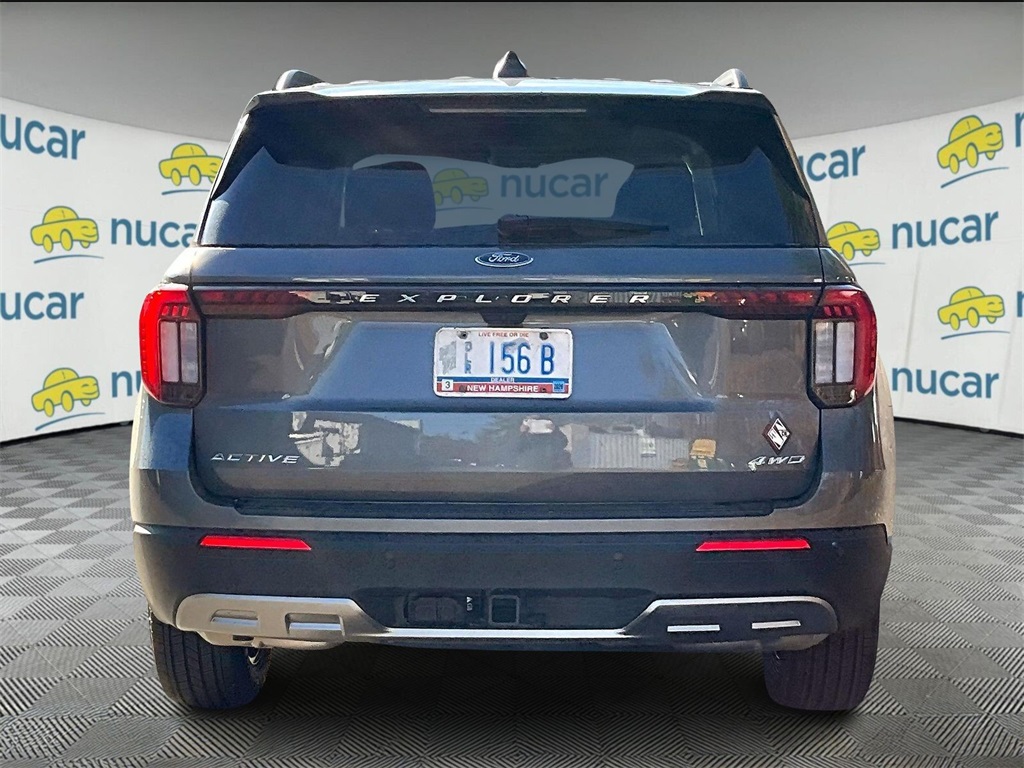 2025 Ford Explorer Active - Photo 5