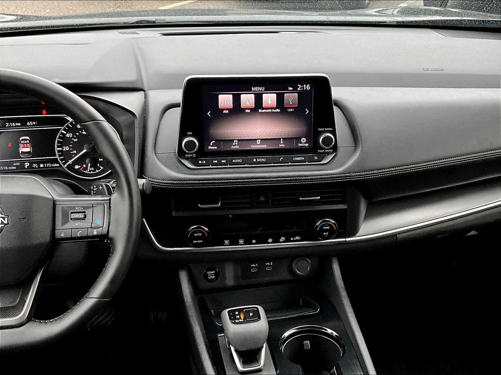 2025 Nissan Rogue SV - Photo 18