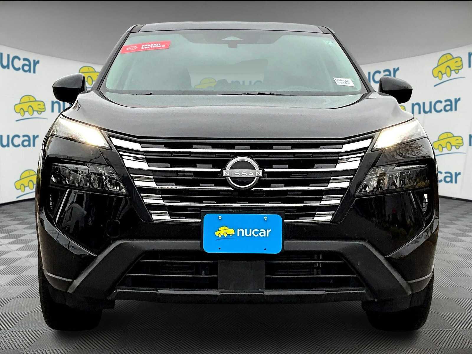 2025 Nissan Rogue SV - Photo 2