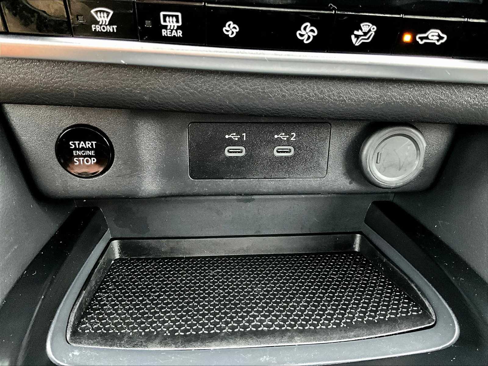 2025 Nissan Rogue SV - Photo 25