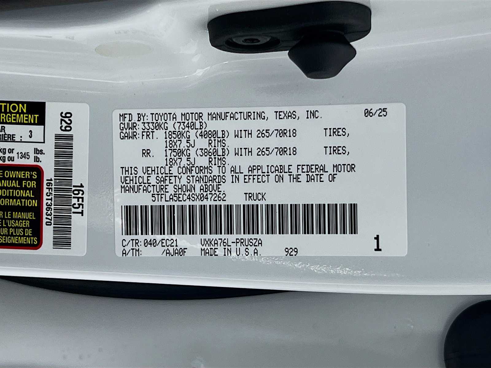 2025 Toyota Tundra SR5 - Photo 20