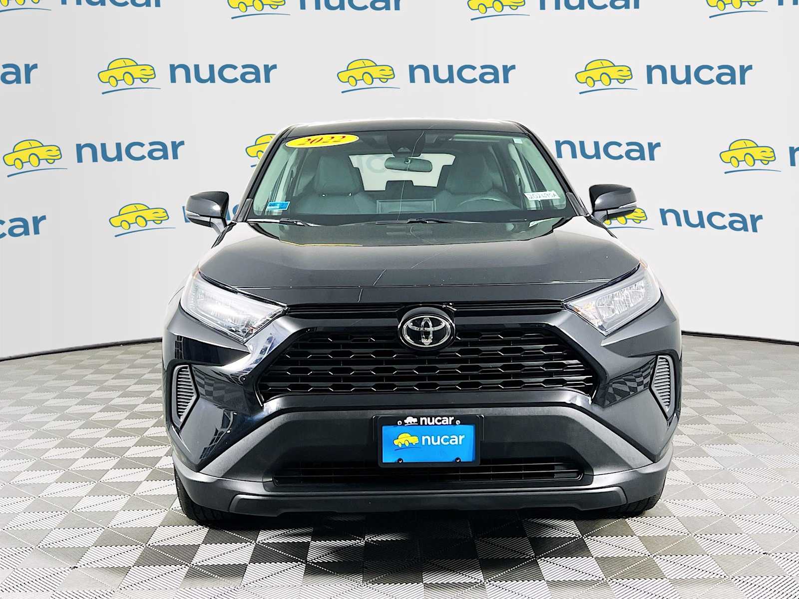2022 Toyota RAV4 LE - Photo 2